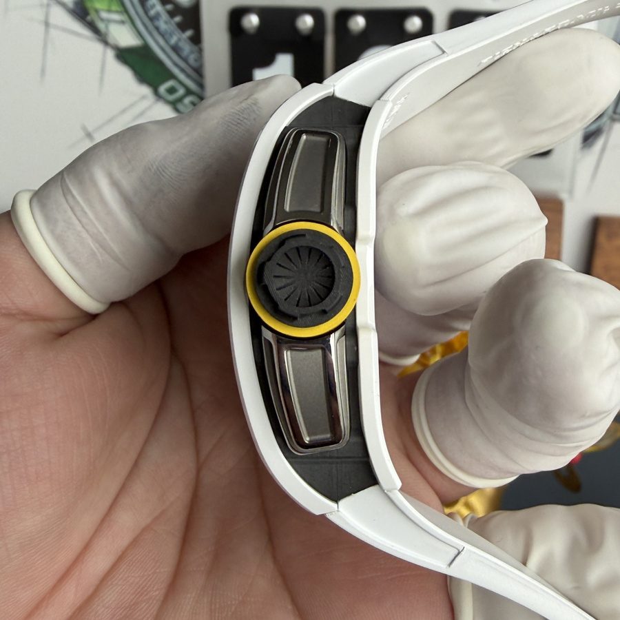 Orologio replica: Richard Mille RM 61-01, ceramica bianca, Asia, edizione limitata, movimento Vaucher, 42,7 mm X 50,23 mm — affascinante – Foto 7