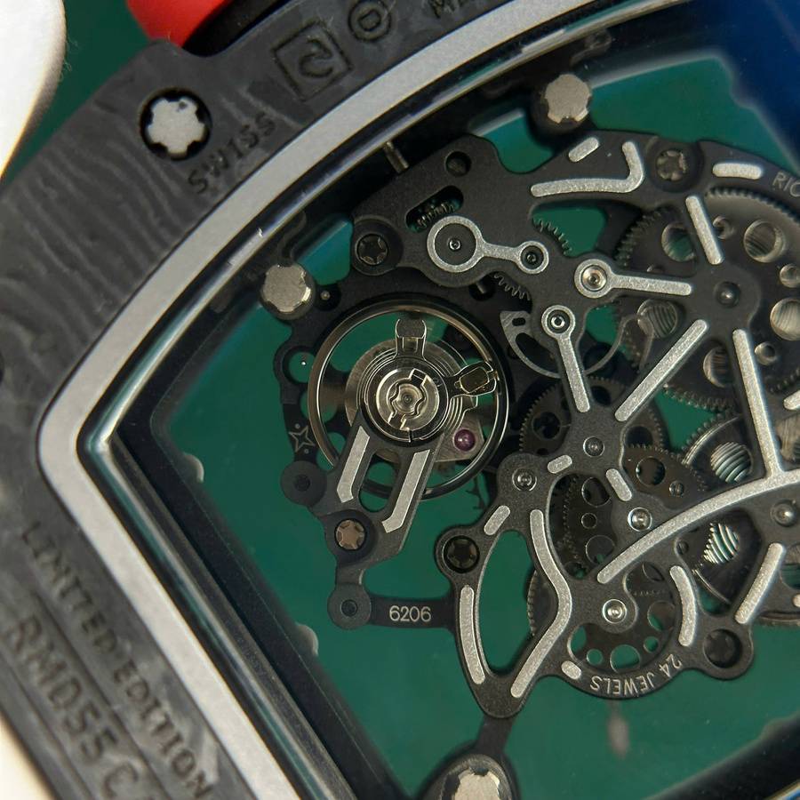 Orologio replica: Richard Mille RM 055 Bubba Watson, fibra di carbonio, bianco, 42.7 X 49,9 mm — attraente – Foto 8