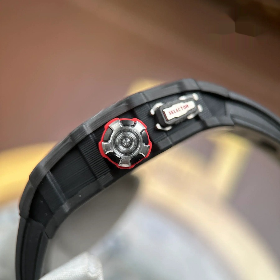 Orologio replica: Richard Mille RM 35-03 Rafael Nadal, carbonio, 43,2 mm X 50 mm — tra i più venduti – Foto 10