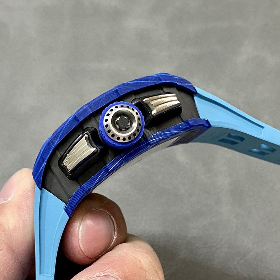 Orologio replica: Richard Mille RM 11-03 Jean Todt, 50° anniversario, cronografo, carbonio blu, fibra, KVF 49.94 X 44,5 mm — tra i più venduti – Foto 6