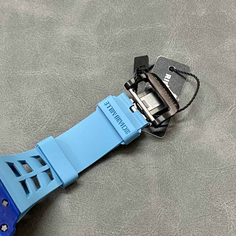 Orologio replica: Richard Mille RM 11-03 Jean Todt, 50° anniversario, cronografo, carbonio blu, fibra, KVF 49.94 X 44,5 mm — tra i più venduti – Foto 9