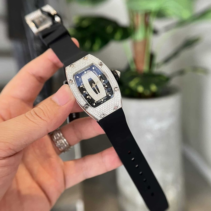 Orologio replica: Richard Mille RM 07-01, integrale, diamanti, Black Lip 45.32 X 32,3 mm — economico – Foto 4
