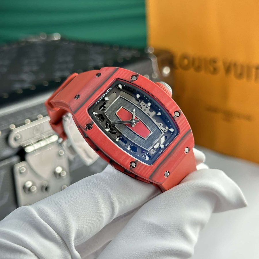 Orologio replica: Richard Mille RM 07-01, rosso, Carbon TPT, quarzo, Racing, rosso, edizione limitata, 45.32 X 32,3 mm — distintivo – Foto 4