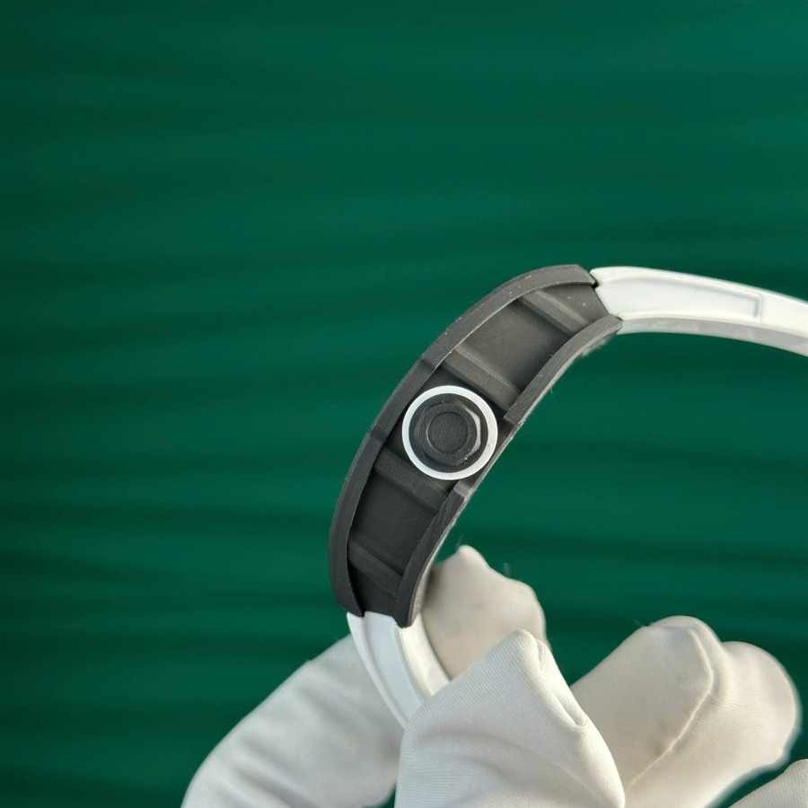 Orologio replica: 1:1 Richard Mille RM055 Yas Marina Circuit Carbon TPT, braccialetto di gomma bianco, ZF, manifattura, 42,7 mm — di prima scelta – Foto 10