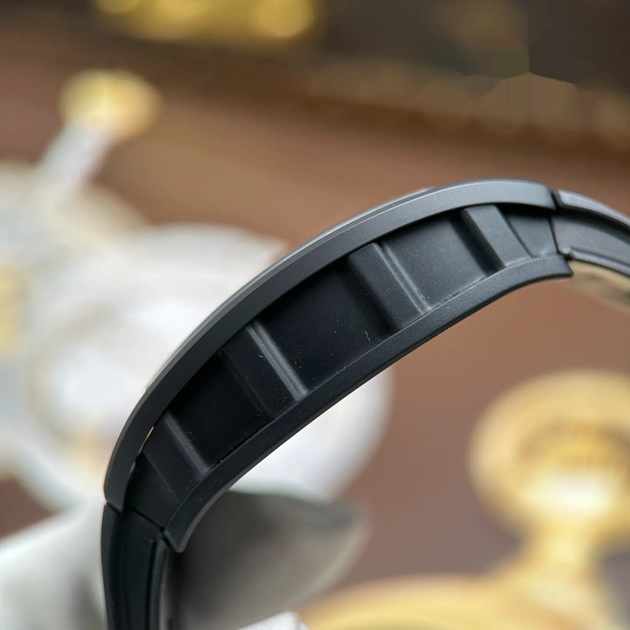 Orologio replica: Richard Mille RM 055 Bubba Watson, interamente nero, ceramica, cinturino in gomma, ZF 42,7 mm — spettacolare – Foto 9