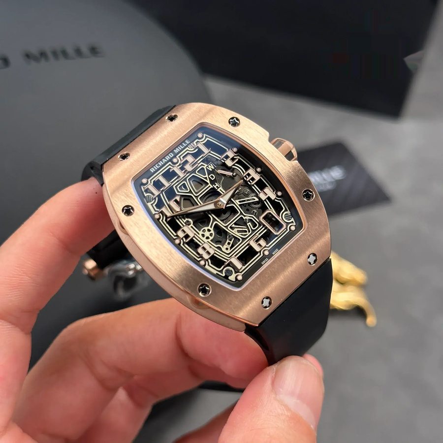 Orologio replica: Richard Mille RM 67-01, oro rosa, automatico, ultrapiatto, cinturino in gomma, 38,7 mm X 47,5 mm — raffinato – Foto 3
