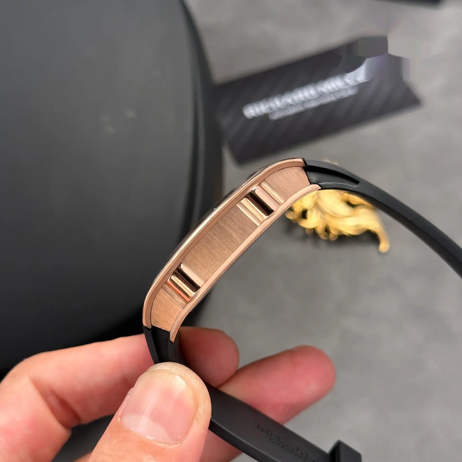 Orologio replica: Richard Mille RM 67-01, oro rosa, automatico, ultrapiatto, cinturino in gomma, 38,7 mm X 47,5 mm — raffinato – Foto 10