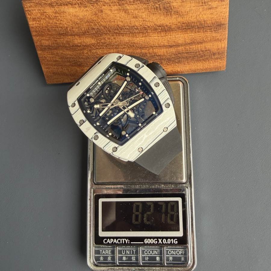 Orologio replica: Richard Mille RM 61-01 Yohan Blake Ultimate, edizione, movimento Vaucher, 42,7 mm X 50,23 mm — che cattura lo sguardo – Foto 12