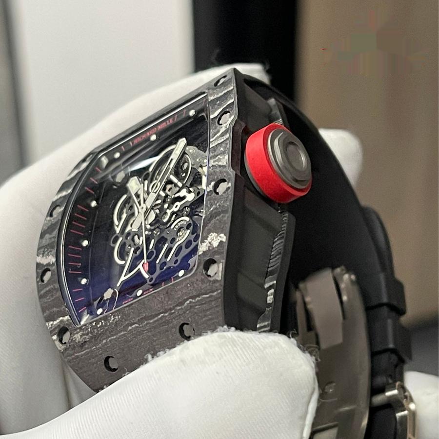 Orologio replica: Richard Mille RM 055 Bubba Watson, scuro, su misura, NTPT, fibra di carbonio, movimento Vaucher — in evidenza – Foto 7