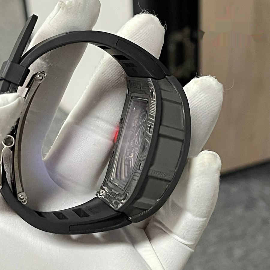 Orologio replica: Richard Mille RM 055 Bubba Watson, scuro, su misura, NTPT, fibra di carbonio, movimento Vaucher — in evidenza – Foto 9