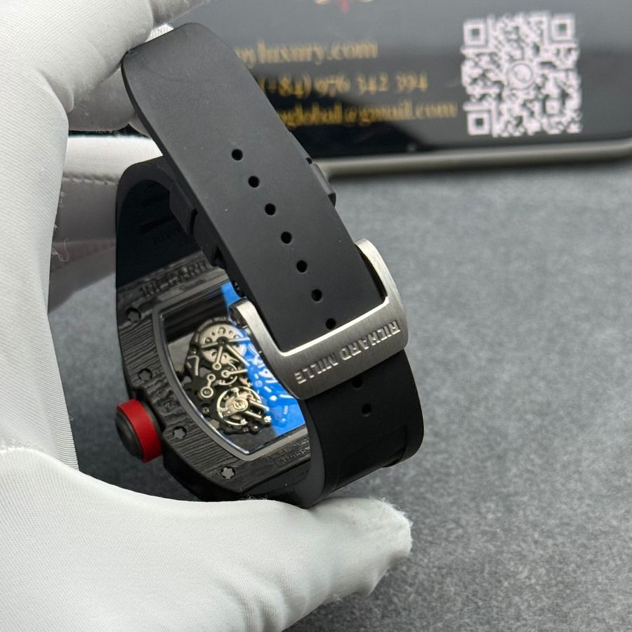 Orologio replica: Richard Mille RM 055 Bubba Watson, scuro, su misura, NTPT, fibra di carbonio, movimento Vaucher — in evidenza – Foto 13