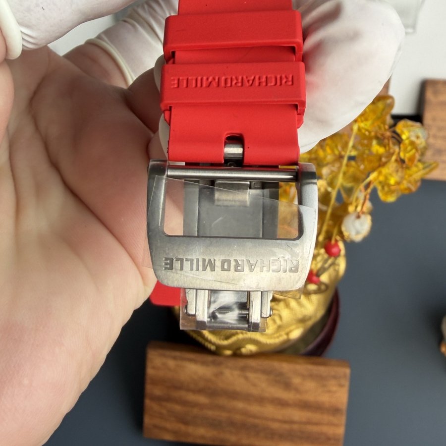 Orologio replica: Richard Mille RM 11-03, rosso, Quartz TPT, automatico, cronografo, 49.94 X 44,5 mm — finemente realizzato – Foto 9