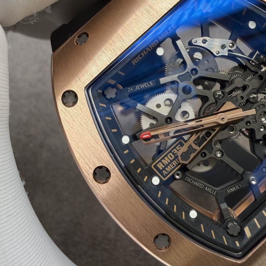 Orologio replica: Richard Mille RM 035, su misura, 18K, massiccio, oro, movimento Vaucher, 39,7 mm X 48 mm — di alta gamma – Foto 5