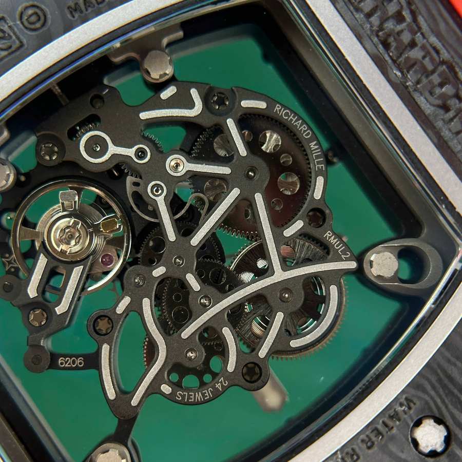 Orologio replica: Richard Mille RM 055 Bubba Watson, scuro, fibra di carbonio, 42.7 X 49,9 mm — irresistibile – Foto 7