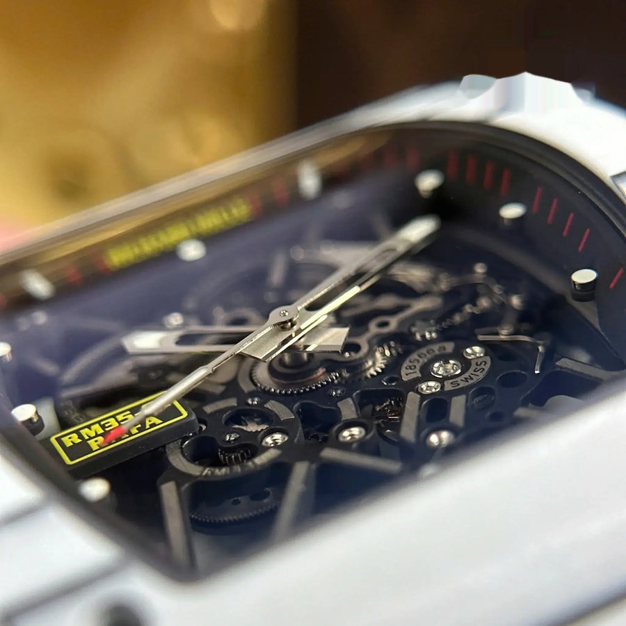 Orologio replica: Richard Mille RM 35-01 Rafael Nadal Carbon TPT ZF V3 49,94 mm X 44,5 mm — lussuoso – Foto 8
