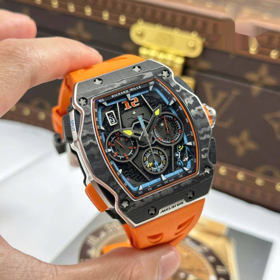 Orologio replica: Richard Mille RM 65-01 McLaren, cronografo, fibra di carbonio, quadrante scheletrato, cinturino in gomma, 44,5 mm X 49,9 mm — d’eccezione – Foto 3