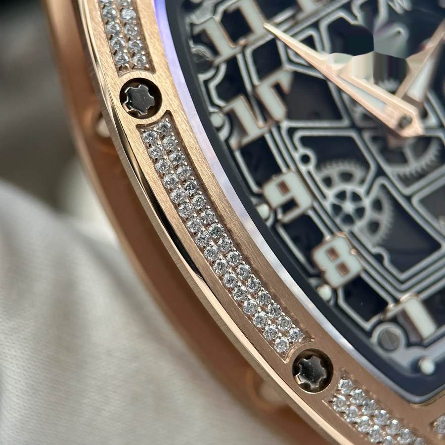 Orologio replica: Richard Mille RM 67-01, ultrapiatto, oro rosa, con, pietre preziose, moissanite, 38,7 mm X 47,5 mm — di qualità – Foto 10