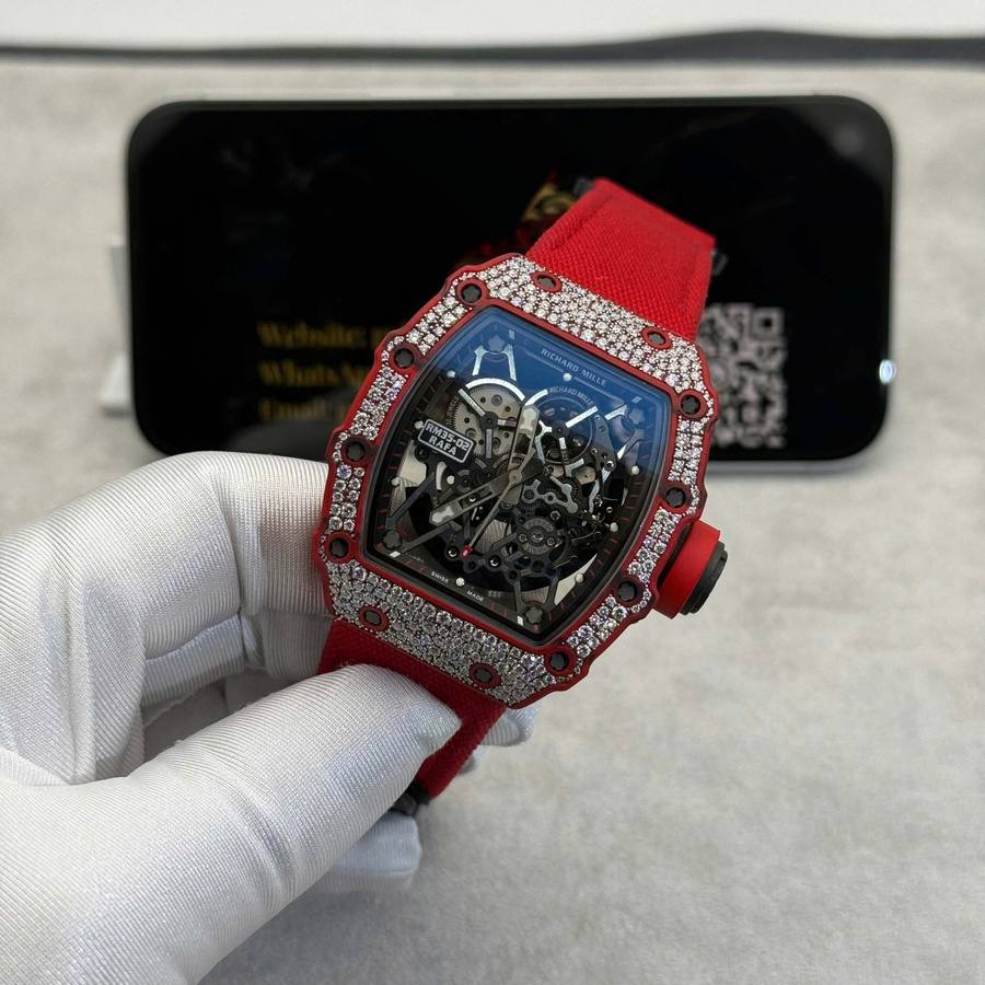 Orologio replica: Richard Mille RM 35-02, rosso, Quartz TPT, su misura, 1:1, neve, diamanti, movimento Vaucher, 49,94 mm X 44,5 mm — straordinario – Foto 3