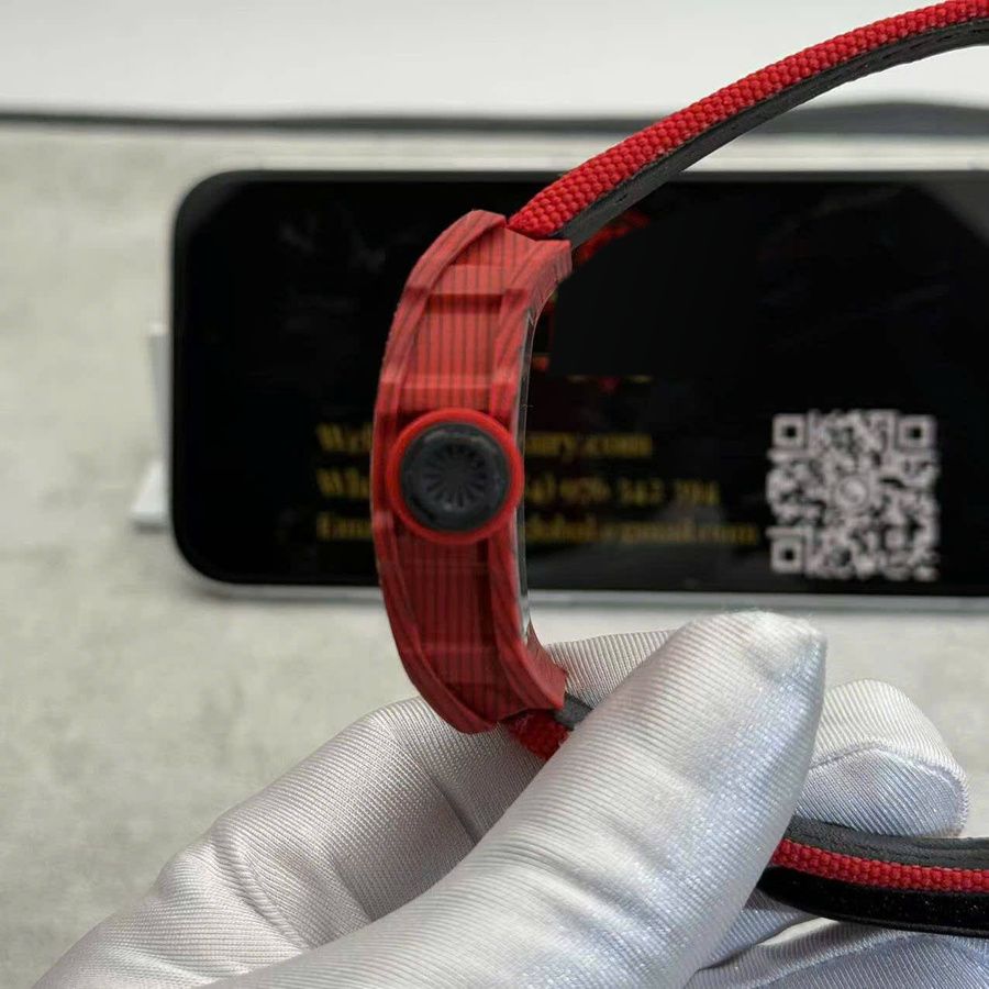 Orologio replica: Richard Mille RM 35-02, rosso, Quartz TPT, su misura, 1:1, neve, diamanti, movimento Vaucher, 49,94 mm X 44,5 mm — straordinario – Foto 10