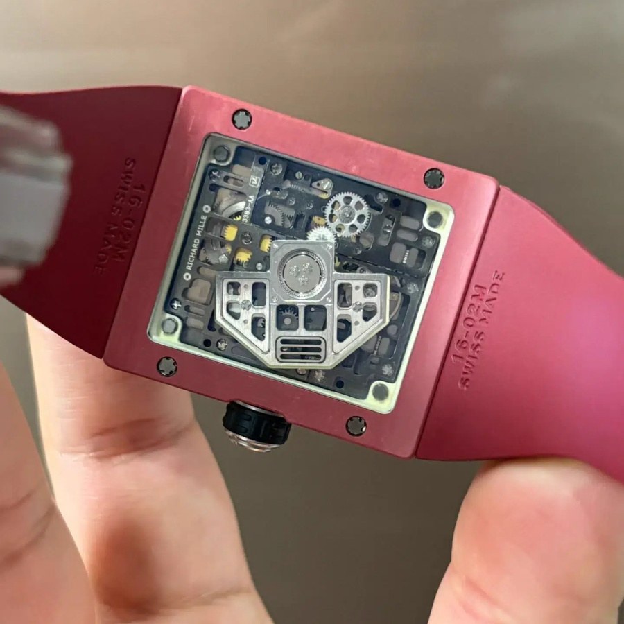 Orologio replica: Richard Mille RM 16-02, automatico, ultrapiatto, rosso, Carbon TPT 36 X 45 mm — tra i meglio recensiti – Foto 3