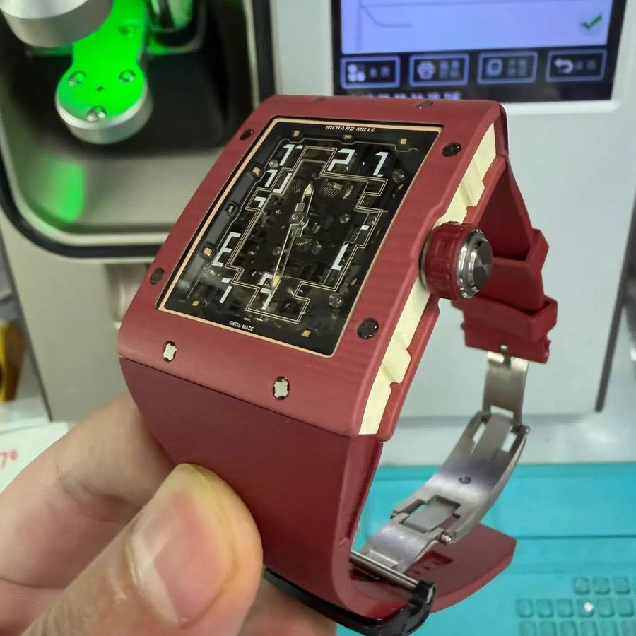 Orologio replica: Richard Mille RM 16-02, automatico, ultrapiatto, rosso, Carbon TPT 36 X 45 mm — tra i meglio recensiti – Foto 6
