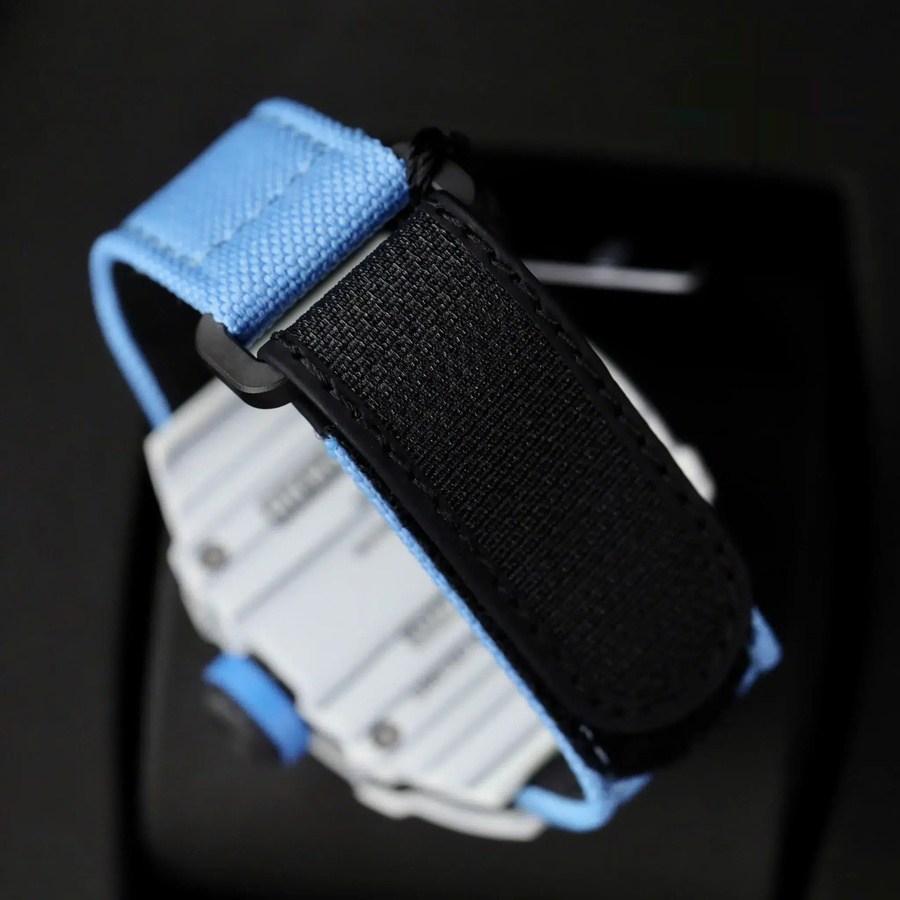 Orologio replica: Richard Mille RM 27-02 Rafael Nadal, tourbillon, carbonio, 39.7 X 47,7 mm — discreto – Foto 9