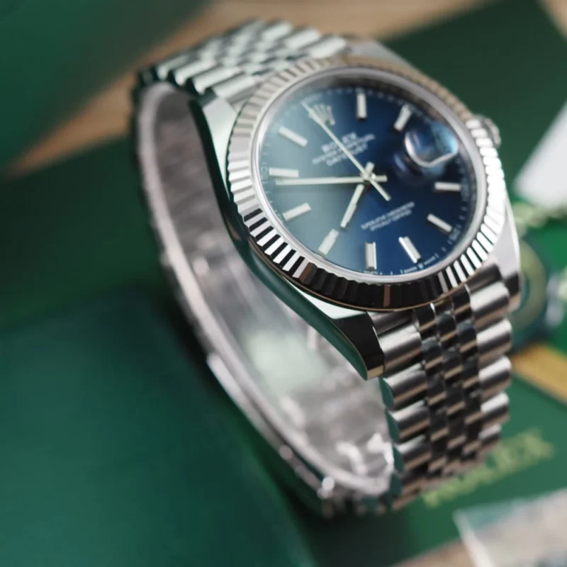 Orologio replica: Rolex Datejust 41 mm, quadrante blu — elegante – Foto 3