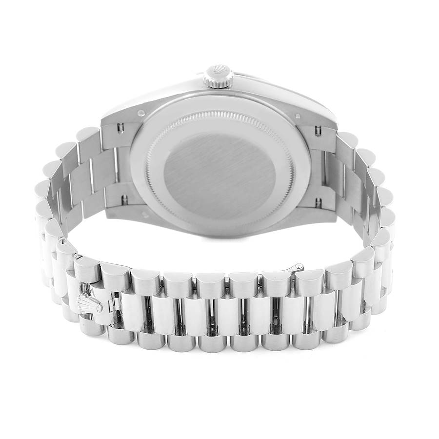 Orologio replica da uomo: Rolex President Day-Date 40, quadrante verde, oro bianco, 228239 — discreto – Foto 7