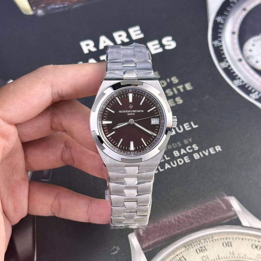 Orologio replica: Vacheron Constantin Overseas 4500V, quadrante marrone, 41 mm — raro – Foto 4