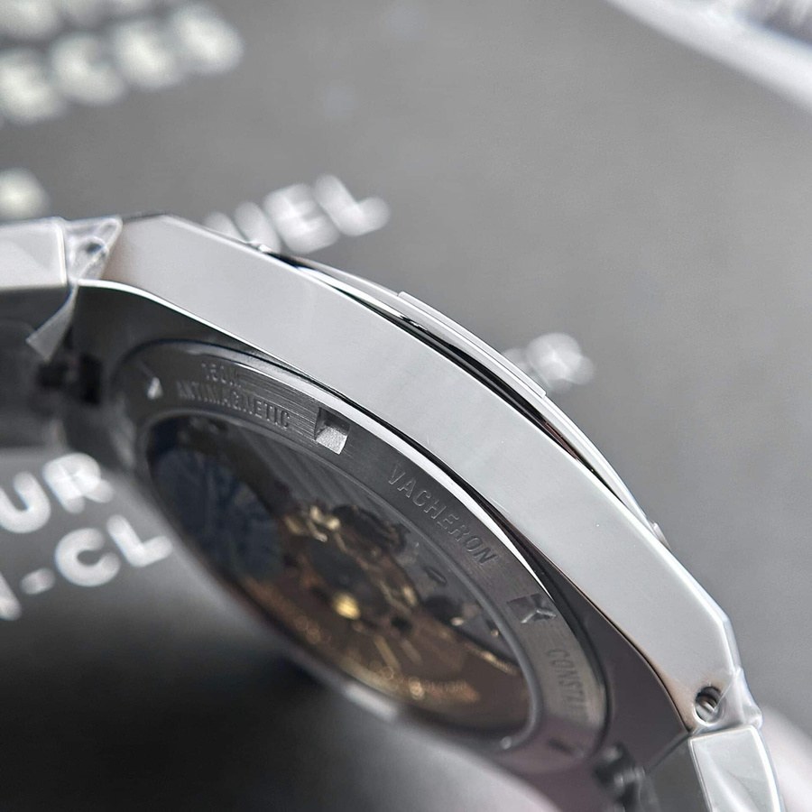 Orologio replica: Vacheron Constantin Overseas 4500V, quadrante marrone, 41 mm — raro – Foto 7