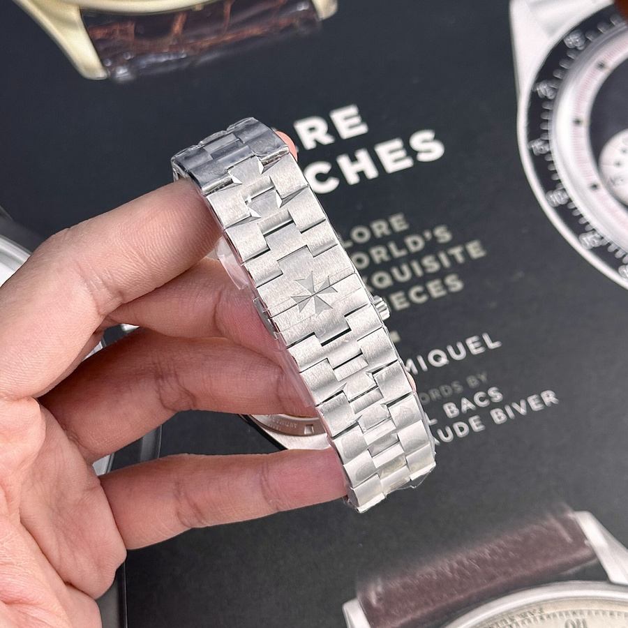Orologio replica: Vacheron Constantin Overseas 4500V, quadrante marrone, 41 mm — raro – Foto 11